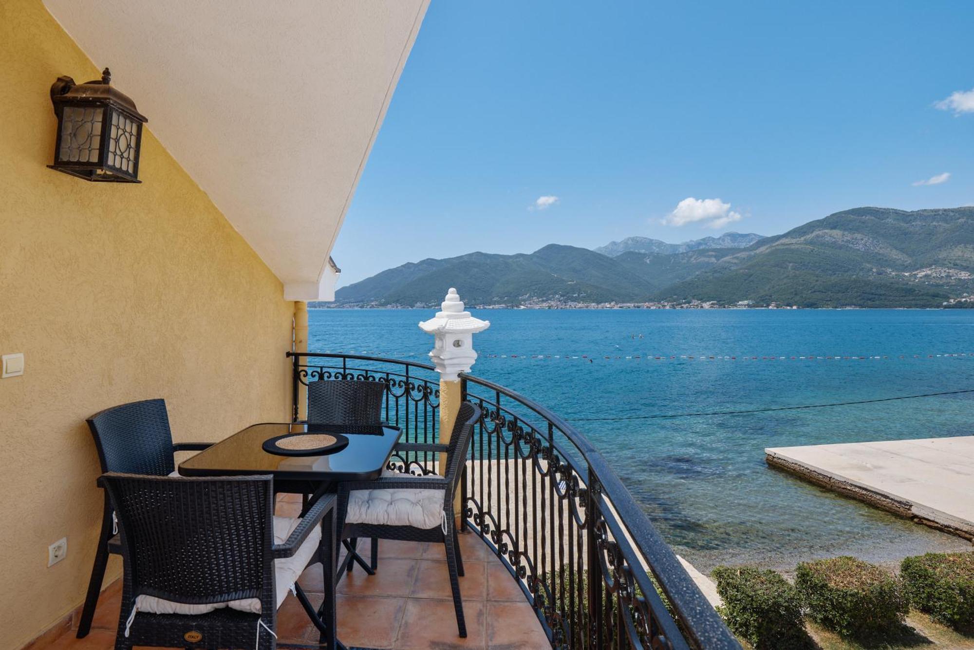 Apartment Villa Marija Tivat Dış mekan fotoğraf